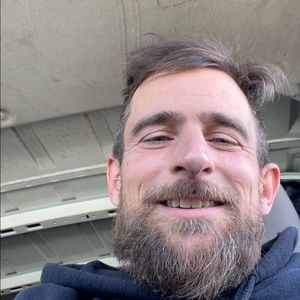 Meet your Posher, Jonathan